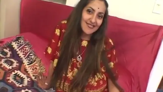 Adam sikini kızın ağzına koyar sonra sert sikikleri