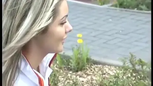 Alman genç aldı yukarı için ilk anal