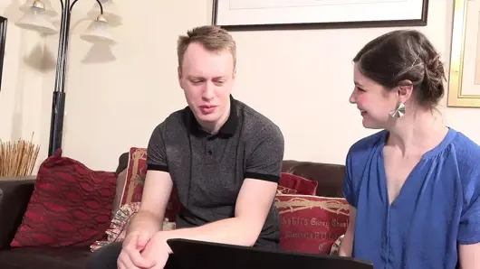 Auntjudysxxx – 40yo milf üvey teyze aurora üvey yeğeninin mastürbasyon yakalar