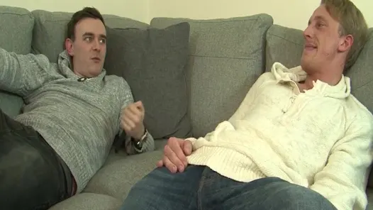 Babam evden ayrıldıktan sonra prezervatifsiz üvey annemi becerdin