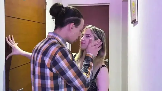 Borcunu Ödemesi İçin Karısına Verdi – DivinaMaruuu X Jorge Woh X Burning Blue