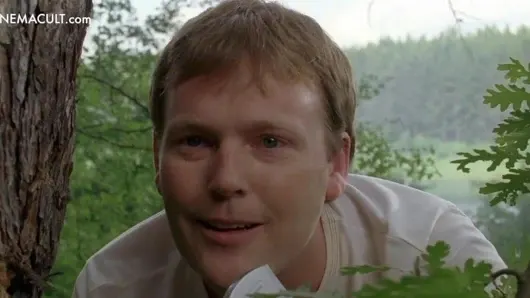 Çıplak ünlüler – doğada çıplak