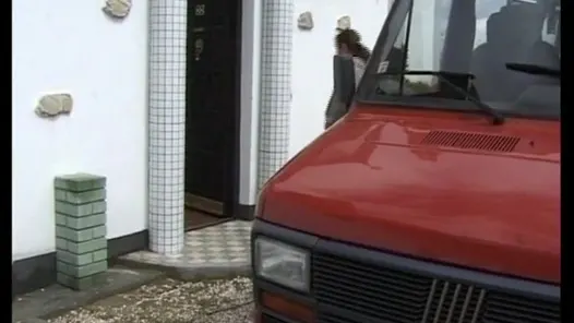 Da kommt der Nuttenbus angerollt Hardcore Sex in Gotteshaus