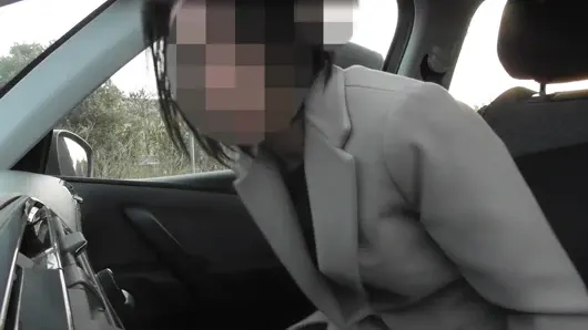 Dogging my wife in public car park and she jerks off a voyeur