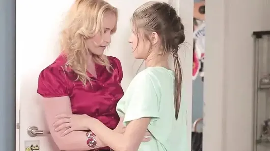 Hatunlar – üvey anne dersleri – leny ewil, gina gerson, kathia no