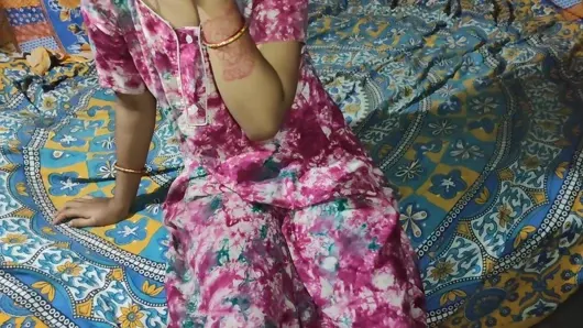 Hatunumla ilk kez seks yaptım – Bengalce ses