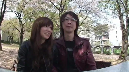 Japon koca karısının kıllı amının başka bir adam tarafından sikilmesini izliyor – gavat kanepe dölleme