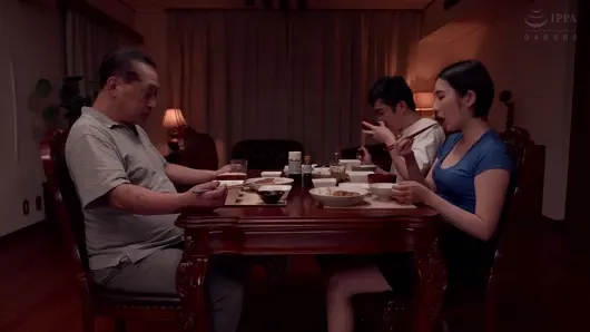 Kayınpederim güvensiz bir günde bana geldi ve bana…