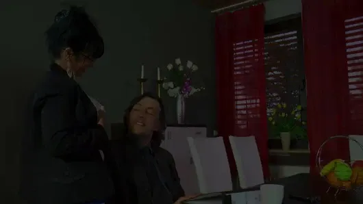 Kızgınlıktaki Orospular İçin Ani Orgazmlar