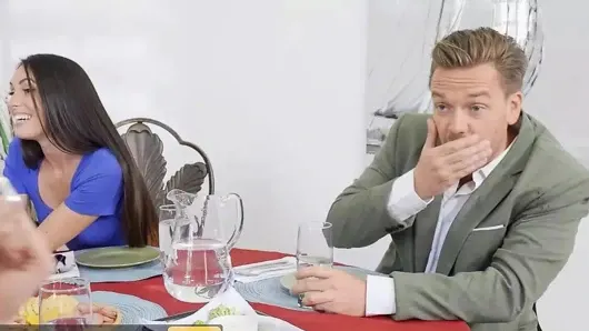 Kyle ve Jayla Page partnerlerinin arkasından sikilme şansını değerlendiriyor ve Jenna Starr katılmak istiyor – brazzers