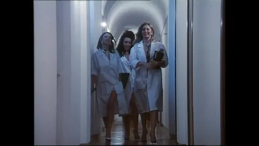 La clinica delle ispezioni anali (Full Original Movie in HD