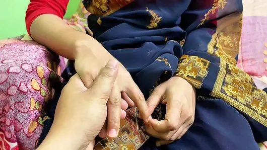 Lütfen bana 2 gün ver tüm borçlarını ödeyeceğim