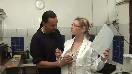 Milfs her yere götürmeye hazır #4