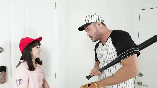 Mochi mona terli antrenmandan sonra beyzbol koçun büyük şişman sünnetsiz yarağını alıyor – exxxtra small