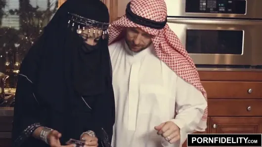 Pornfidelity – nadia ali kaba müslüman ceza seks
