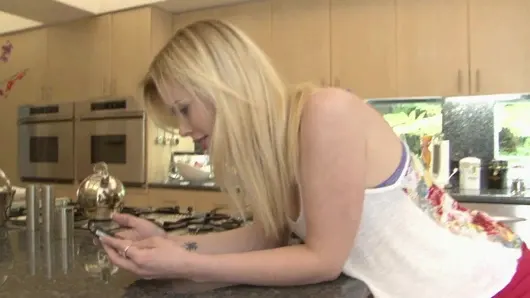 Puma üvey annem her zaman benim için yeni bbc test etmeyi sever