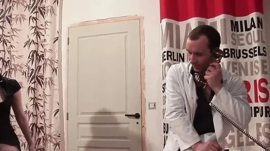 Sert anal DP fisting ve squirting FFM üçlüde