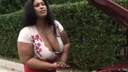 Şişman siyah anne sikikleri sıska adam