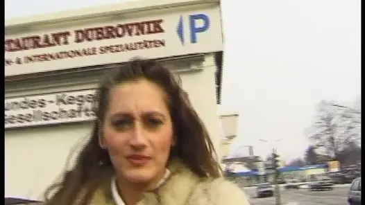 Taşaklarım çuvaldan fırlamak istiyor, onları becermeyi o kadar çok istiyorum ki