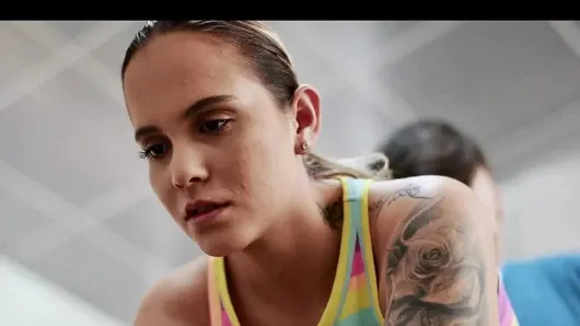 Zaman dondurma fetişi – zamanında sıkışan ateşli kızlar sikiliyor ve boşalıyor – derleme