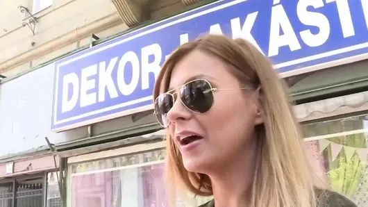 Boxtrucksex – lezbiyen halka açık düz kızı baştan çıkarır