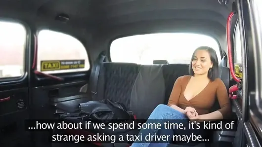 Fake Taxi – sıkı orta doğu ülkesinden genç kadın Avrupa’da özgür cinselliğini keşfediyor