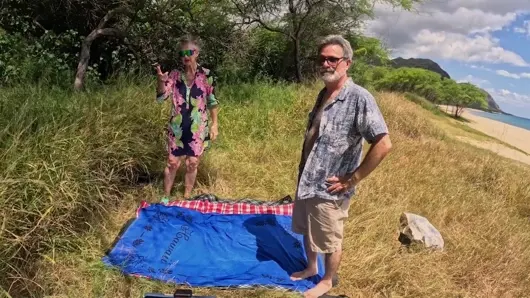 Hawaii’de plajda (veya yakınında) seks