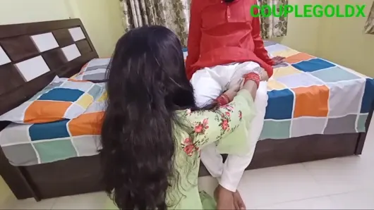 Sasur ji aise mat karo mai apke bete se sikayat kar dungi
