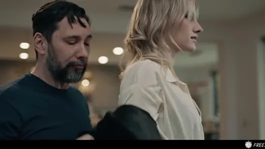 Şeker baba donarak 18 yaşındaki genç kızı diş teli ile sikiyor – melody marks ile zaman durdur seksi