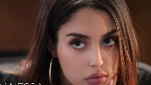 Tushy anal takıntılı vanessa sıcak iş arkadaşı Oliver’ı baştan çıkarıyor