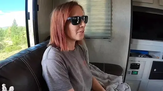 Üvey oğul lasik’den sonra üvey annesini kandırıyor – jane cane, parlak yarak filmleri