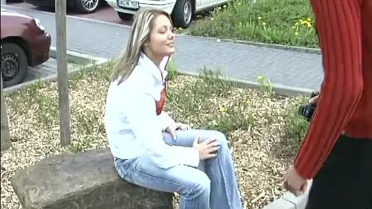 Anal sikişten sonra ateşli amatör sarışın Alman bebek için büyük yüze boşalma