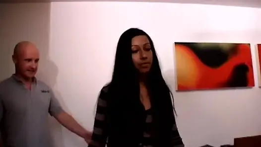 Birmingham’lı Hintli kız nasrin
