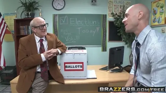 Brazzers – okulda büyük memeler – jessie rogers johnny günah –