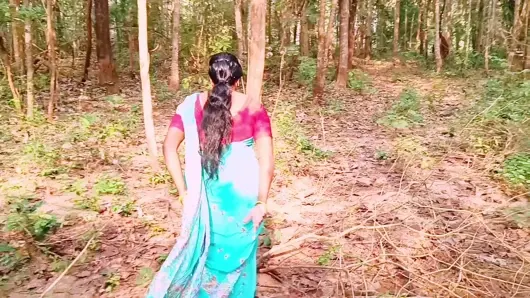 Hint Açık Hava Seks. Telugu Kirli Konuşmalar.