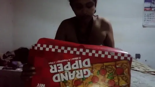 Kulüp Orta Yaşlı Seksi Kadın Deliği Içine Almaya Hazırlanıyor Bölüm 3