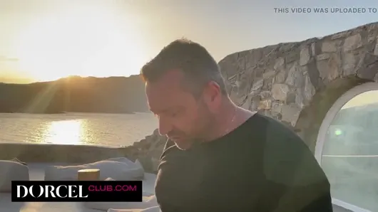 Mykonos’ta grup seks