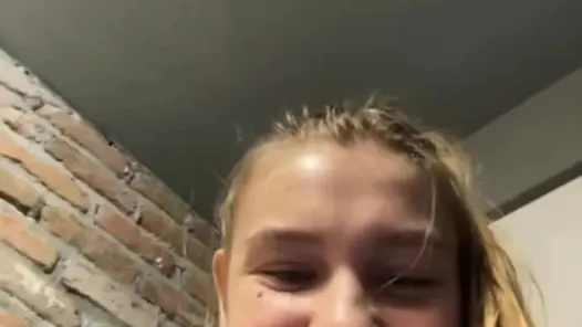 Public Squirting in the gym with jucielussie