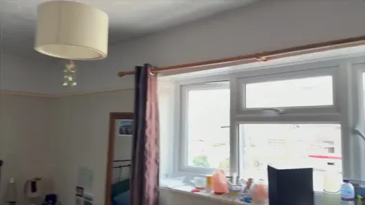 Şanslı inşaatçılar Bölüm 2 Içeriden Görünüm