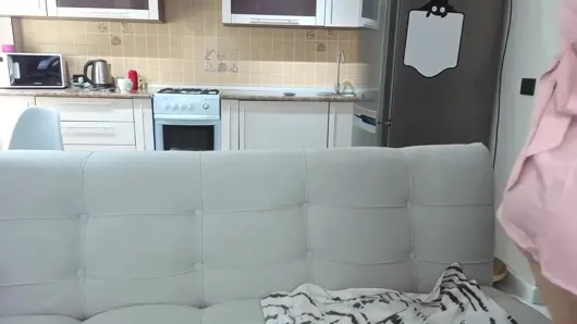 Siyah hasta iki beyaz hemşire tarafından sikiliyor