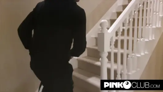 Süper seksi marika milani chris diamond’ın büyük yarağı tarafından sikiliyor