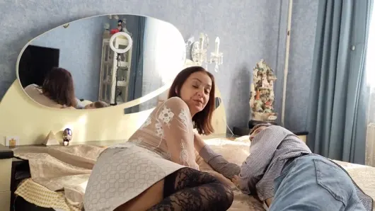 Üniversitede Sınava Gitmek Yerine Büyük Götlü Üvey Annemle Anal Seks Yaptım