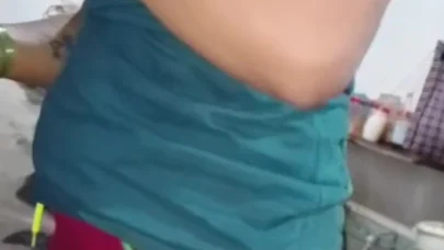 Yeni evli baldızın penisi elinden su aldı, desi seksi video, seksi video, seks videosu.